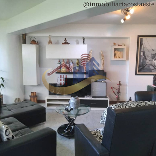 Imagen 2 de 14 de Ref 568 Venta De Apartamento En Caraballeda, Urb. Caribe