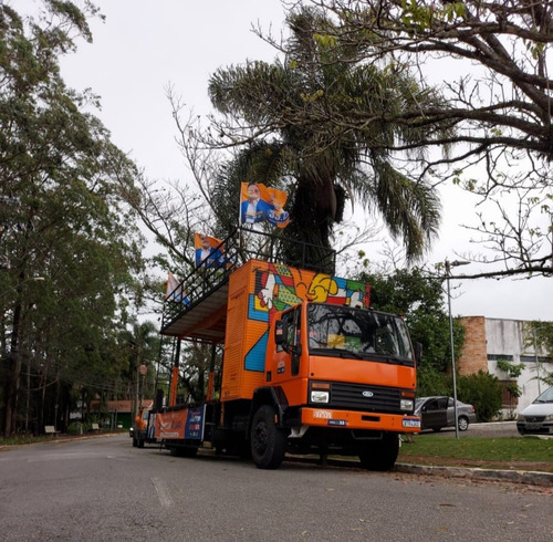Ford Cargo