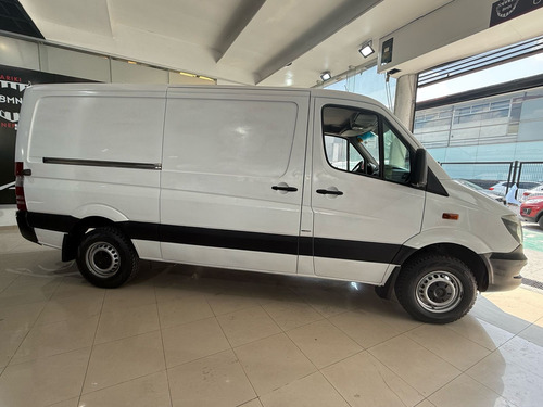 Mercedes-Benz Sprinter Cargo van larga
