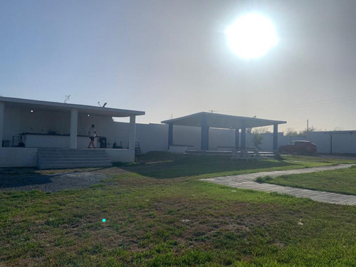 Quinta En Venta En Montemorelos Centro