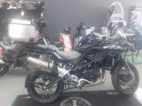 Imagen 7 de 10 de Benelli 502 X