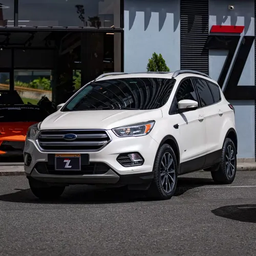 Ford Escape titanium 2.0