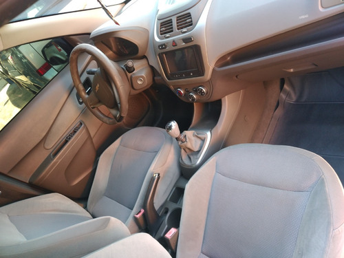 Imagem 4 de 6 de Chevrolet Cobalt 1.4 8v Ltz 2014 Lindo