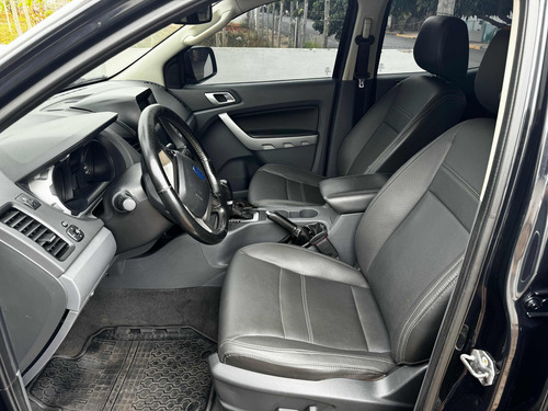 Ford Ranger 3.2 Limited Cab. Dupla 4x4 Aut. 4p