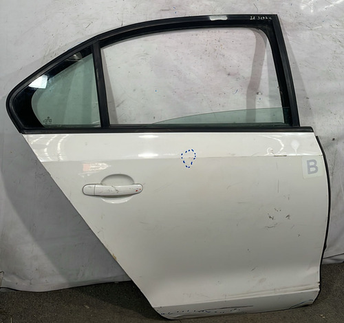 Puerta Trasera Jetta 2011 2012 2013 2015 2017 2018 T22a8 Trasera Derecha Blanco (Usado)