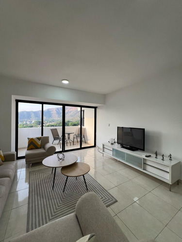 Se Alquila Apartamento En La Trigaleña Alta En Residencias Lugano. Queda Amoblado Y Equipado. Ab