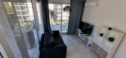 Alquiler Departamento 2 Ambientes En Palermo, Por Mes $900.000. Expensas Excluidas.