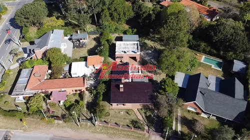 Venta De Casa Ideal Para Clinica U Oficina