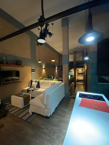 Casa Estilo Loft + Escritório (porteira Fechada) - Projeto Assinado Por Designer De Interiores