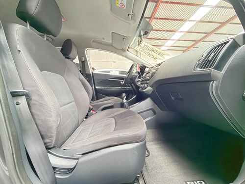 Kia Rio Lx 2017