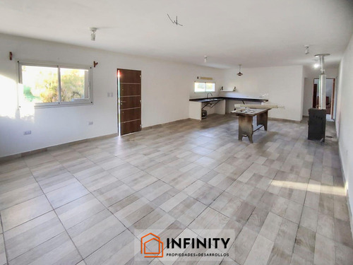 Venta Casa En La Almudena