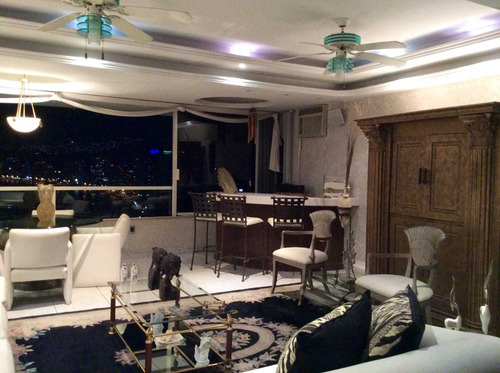 Imagen 2 de 14 de Excelente Y Elegante Departamento Un Piso Finamente Decorado