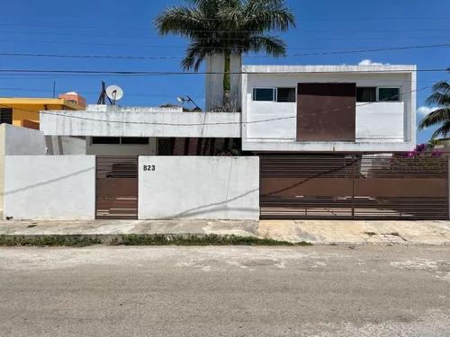 Casa En Venta En Mérida Yucatán En Jardines De Mérida | Metros Cúbicos