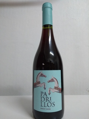 Vino Padrillos Pinot Noir 750ml