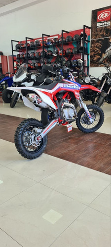 Imagen 2 de 15 de Beta Rr 125 Mini