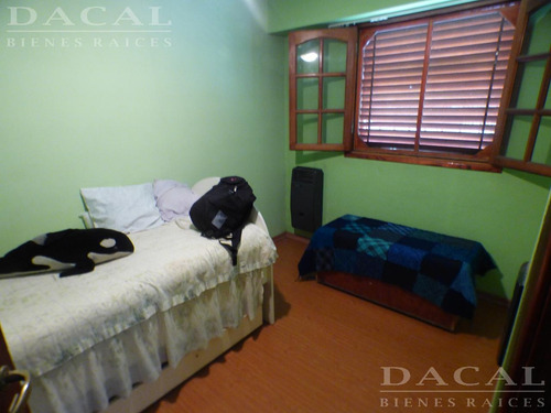 Casa En Venta En La Plata Calle 23 E/ 78bis Y 79 Dacal Bienes Raices