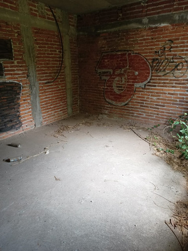 Casa En Venta En Obra Gris, Tetela Del Monte Con 3 Rec. Y Jacuzzi... 2,600,000