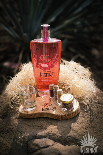 Mezcal De Pitahaya Kit Respiro Premium