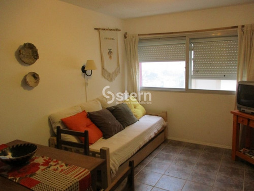 Imagen 2 de 9 de Venta Apartamento 1 Dormitorio, Peninsula, Punta Del Este