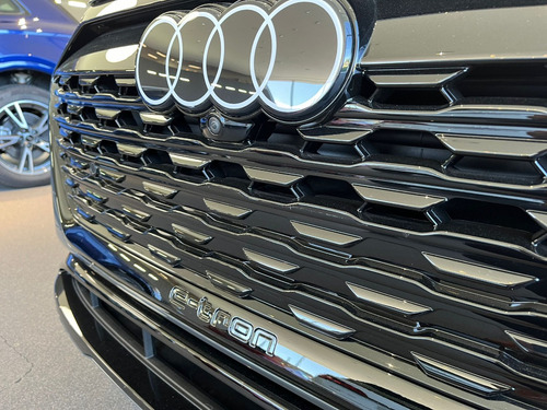 Audi Q8 E-Tron 0.0 55 Quattro Advanced (106 Kwh)