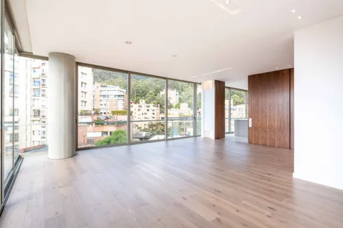 Apartamento En Venta En Los Rosales. Cod V3001