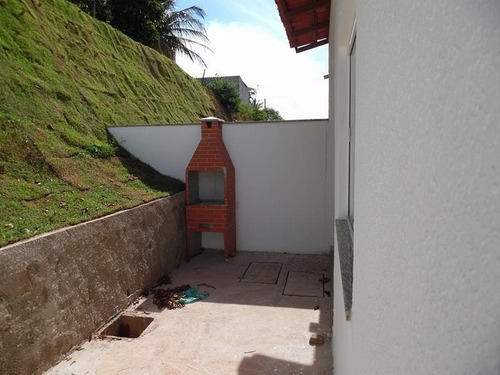 Imagem 21 de 30 de Macafé, Casa Linear, Com 2 Quartos 1 Suite, Sol Da Manhã, Piso Cerâmico, Janelas Em Blindex, Pias E Bancadas Em Granito Verde Ubatuba, Telhado Colonial, Terreno Com 150 M², Murado - Ca00200 - 32209136