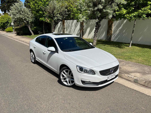Imagen 7 de 12 de Volvo S60 D4 Limited