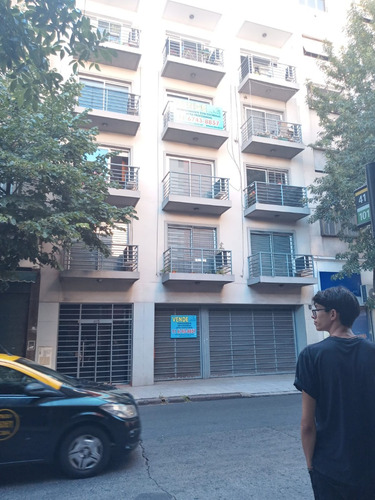 Lindo Monoambiente Con Balcón En La Calle La Rioja Al 400, Balvanera