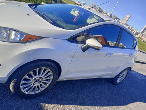Ford Fiesta Kinetic 1.6 Se Powershift 120cv