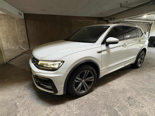 Volkswagen Tiguan 1.4 R Line AT