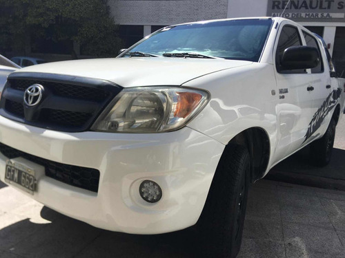 Toyota Hilux 2007 Dx 2.5cc / 4x4 / $2.000.000 Tomo Permuta