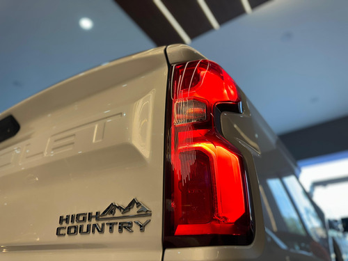 Chevrolet Cheyenne 6.2 2500 Doble Cab High Country 4x4 At