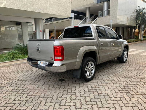 Imagem 4 de 15 de Volkswagen Amarok 2.0 Highline 4x4 Cd 16v Turbo Intercooler