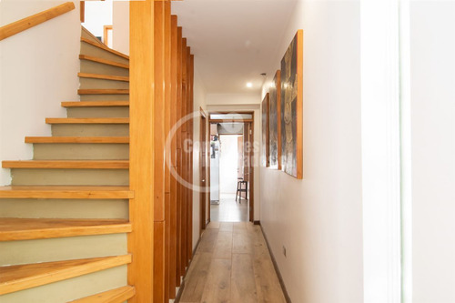 Impecable Casa En Venta, Concón Y Con Un Maravilloso Quincho