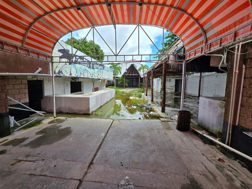 Local Comercial En Renta En Colonia Cancún Centro, Benito Juárez, Quintana Roo