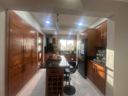 Apartamento En Venta Alma Rosa I, Santo Domingo Este