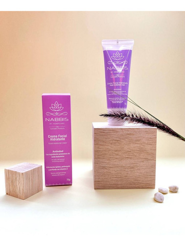 Imagen 3 de 7 de Crema Antiedad Hidratante - g a $1280