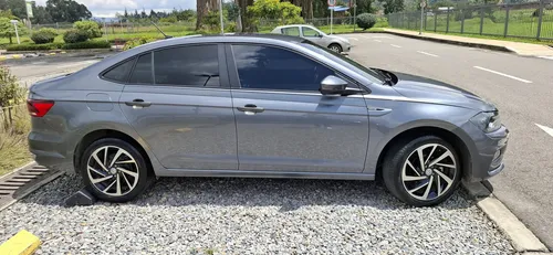 Volkswagen Virtus 1.6 Highline