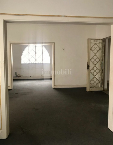 Imagem 2 de 15 de Casa Ampla Com Estúdio Profissional Em Higienópolis. - Ze80432
