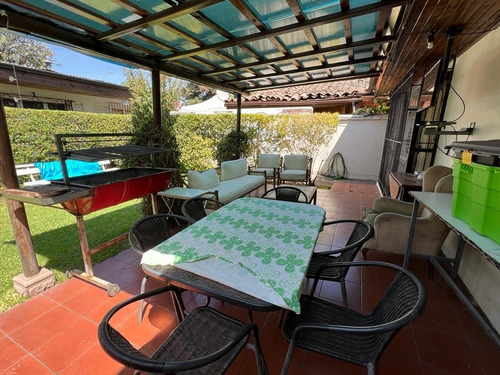 Vendo Comoda Casa En Sector Avenida España