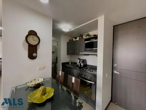 Sin Poniente, Piso Alto(mls#255937)