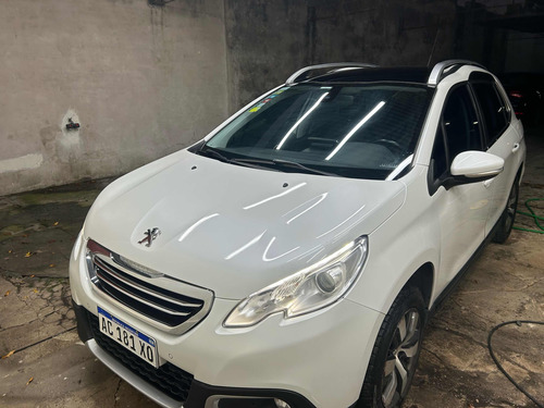 Peugeot 2008 1.6 Feline