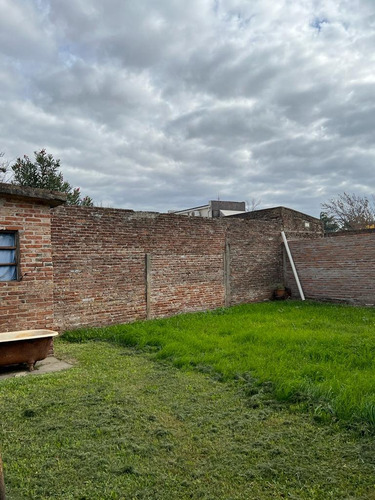 Casa Céntrica S/ Lote Propio | Zona Parque Agricultura
