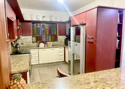 Inmobiliaria Mundo Inn Vende Casa Urbanizacion Colinas De Santa Rosa Al Este De La Ciudad