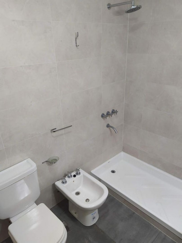 Departamento En Alquiler En Rafael Calzada