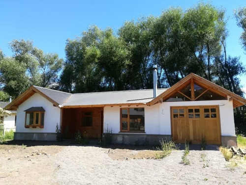 Cabaña En Venta 2 Dormitorios. San Martín De Los Andes