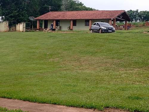 Sítio 5,5 Alqueires Rico Em Agua,localização Nobre,2 Casas Boas,4 Dorms Cada,4 Kms Do Asfalto,terra Fértil,vermelha,muitas Benfeitorias - St00053 - 69181042
