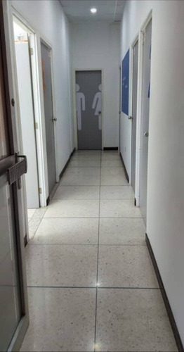 Imagen 6 de 6 de Oficinas En Alquiler