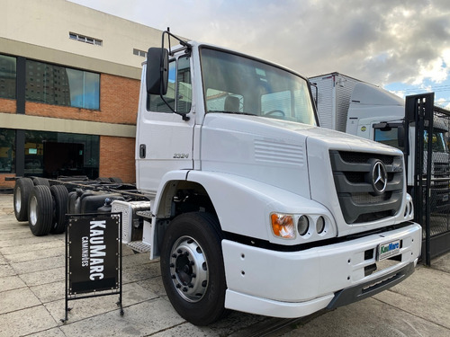 Mb 2423 Atron 2013 Truck Chassis/ Ñ 1620 24250 23220 24220
