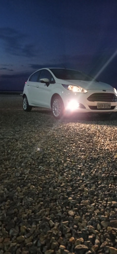Imagem 1 de 6 de Ford Fiesta 2017 1.0 Titanium Ecoboost Powershift 5p